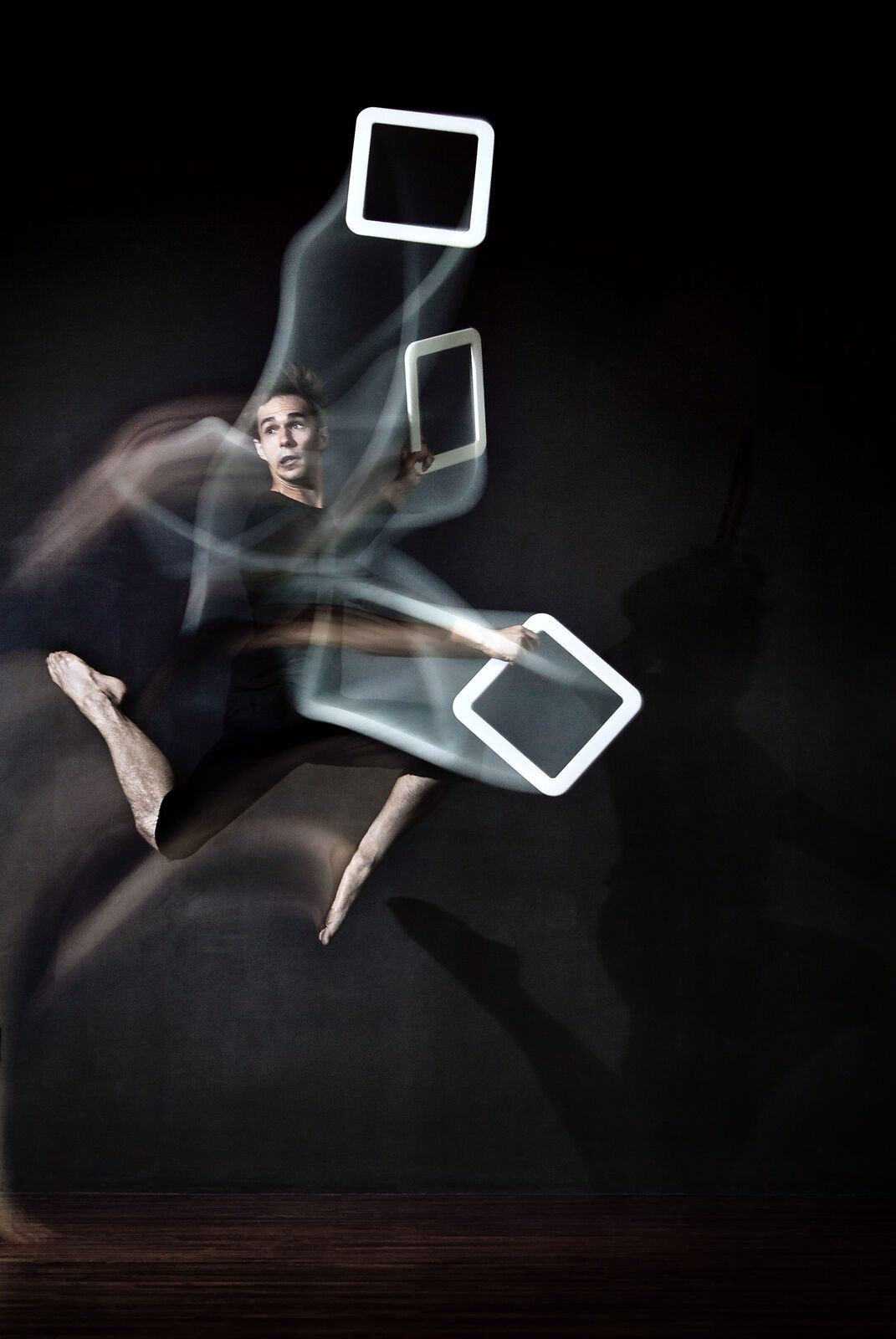 Dance photograph: Michael Karas, 2009