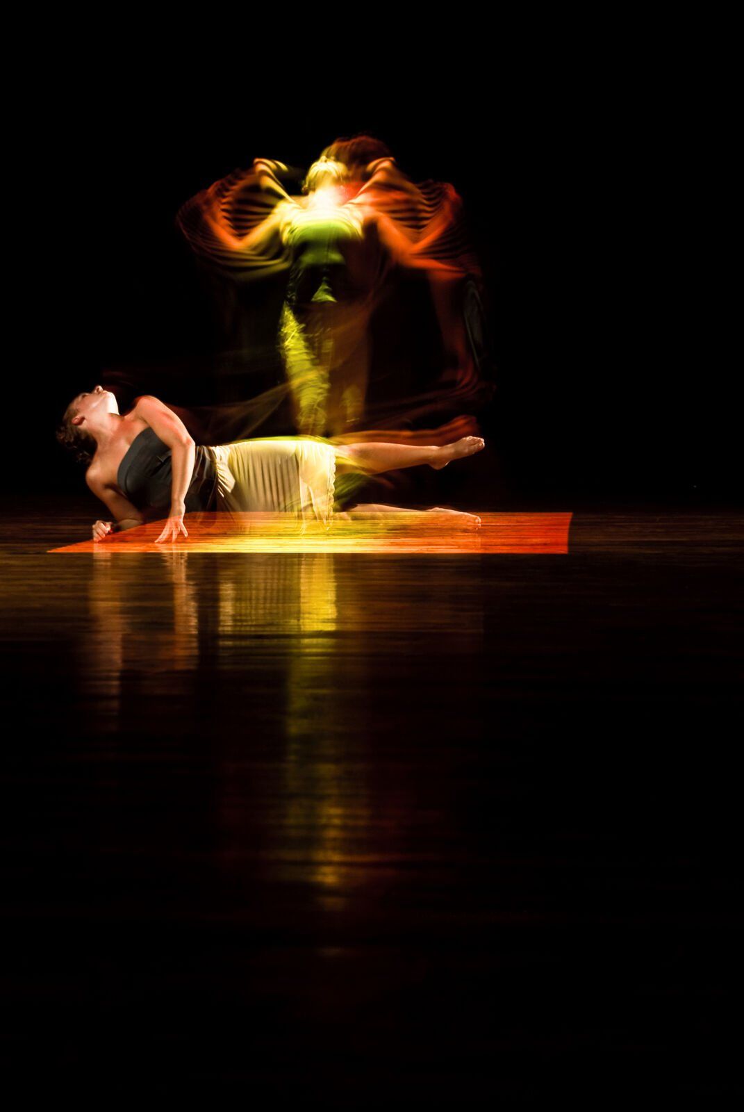 Dance photograph: The Pillow Project, Time, 2010